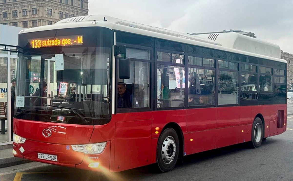 Binəqədi ilə metro arasında birbaşa avtobuslar qayıda bilər?