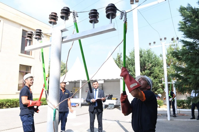Yeni nəsil energetiklər: Şəbəkənin memarları: 9-cu finalçı müəyyənləşdi - VİDEO/FOTOLAR Yeni nəsil energetiklər: Şəbəkənin memarları: 9-cu finalçı müəyyənləşdi - VİDEO/FOTOLAR