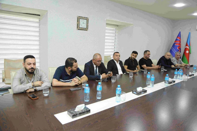 Süni intellekt dövründə media monitorinqi və analitika: Mediatrends imkanları — FOTOLAR