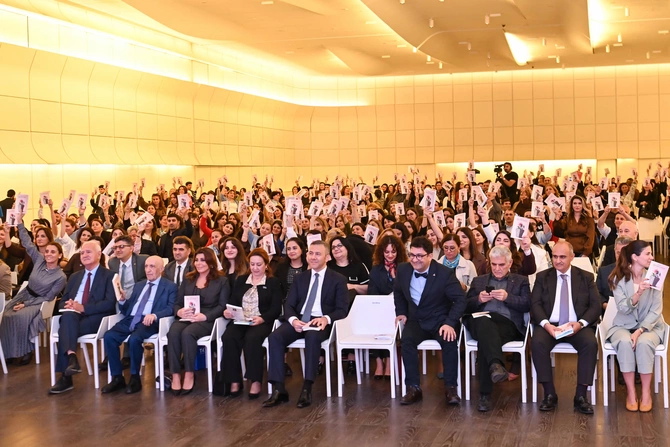 Bakıda professor Ziya Səlcuqun təhsil işçiləri üçün ustad dərsi keçirilib — FOTOLAR