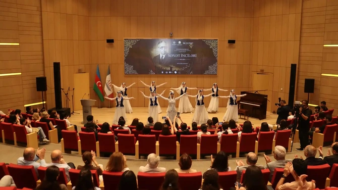 MEMİM-in Sənət inciləri layihəsi üzrə ADA Universitetində mühazirə-konsert keçirildi - FOTOLAR