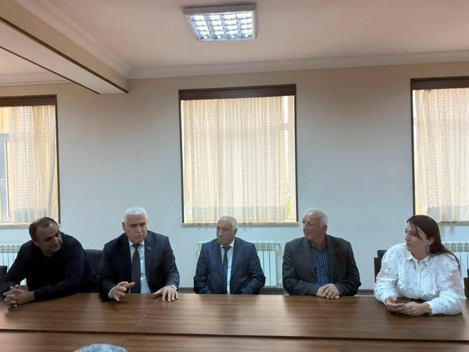 Milli Məclisin deputatı Vüqar Rəhimzadə Ordubadda seçiciləri ilə növbəti görüşünü keçirib - FOTOLAR