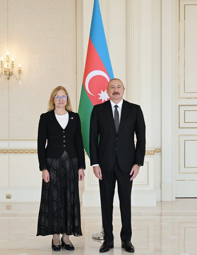 İlham Əliyev Estoniyanın Azərbaycanda yeni təyin olunmuş səfirini qəbul etdi — FOTOLAR