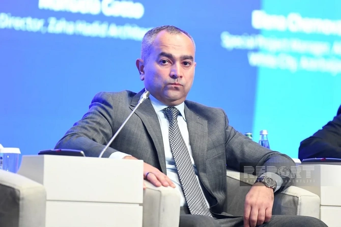 AIIF 2026-da Azərbaycanda yeni investisiya istiqamətləri ilə bağlı sessiya baş tutub - FOTOLAR AIIF 2026-da Azərbaycanda yeni investisiya istiqamətləri ilə bağlı sessiya baş tutub - FOTOLAR