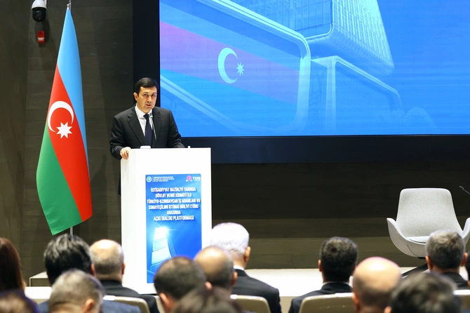 Dövlət Vergi Xidməti ilə TÜİB arasında Açıq Dialoq Platforması keçirildi - FOTOLAR
