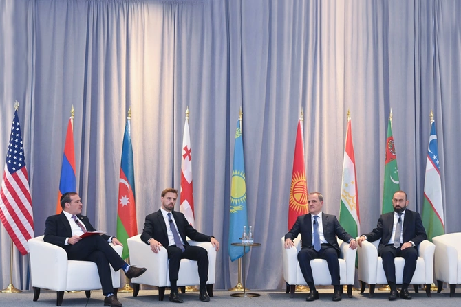 Ceyhun Bayramov: TRIPP regional əlaqələrin inkişafına və sülhün möhkəmləndirilməsinə töhfə verəcək-FOTOLAR
