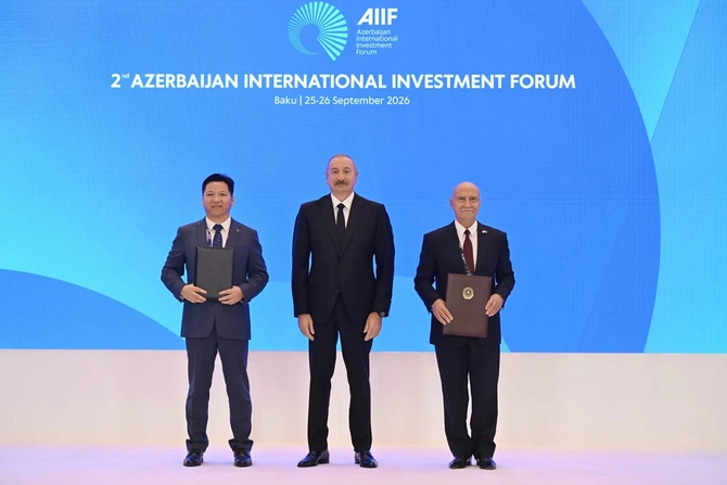 II Azərbaycan Beynəlxalq İnvestisiya Forumunda sənədlər mübadilə edilib - FOTOLAR