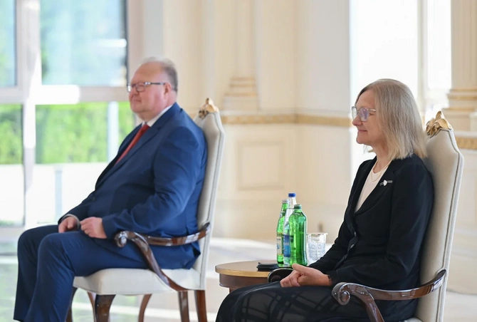 İlham Əliyev Estoniyanın Azərbaycanda yeni təyin olunmuş səfirini qəbul etdi — FOTOLAR