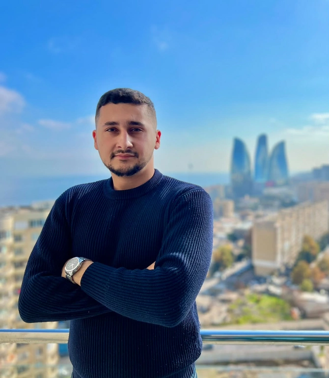 O həmişə düz demir — Açıqlama