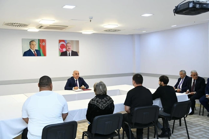 Vüqar Əhmədov Goranboy, Mingəçevir və Yevlaxdan olan sakinlərlə görüşüb - FOTOLAR
