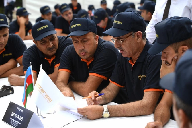 Yeni nəsil energetiklər: Şəbəkənin memarları: 9-cu finalçı müəyyənləşdi - VİDEO/FOTOLAR Yeni nəsil energetiklər: Şəbəkənin memarları: 9-cu finalçı müəyyənləşdi - VİDEO/FOTOLAR