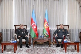 Baş Qərargah rəisi Türkiyə nümayəndə heyəti ilə görüşüb - FOTOLAR