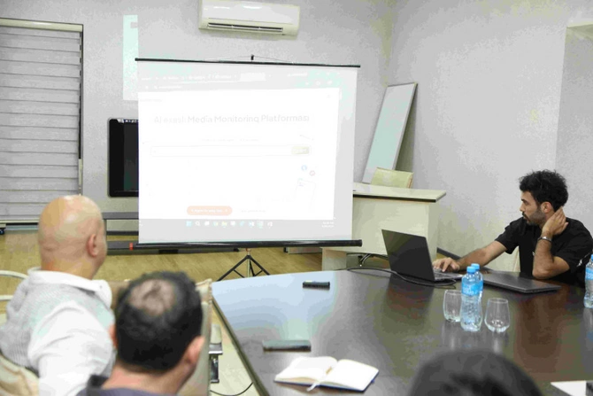 Süni intellekt dövründə media monitorinqi və analitika: Mediatrends imkanları — FOTOLAR