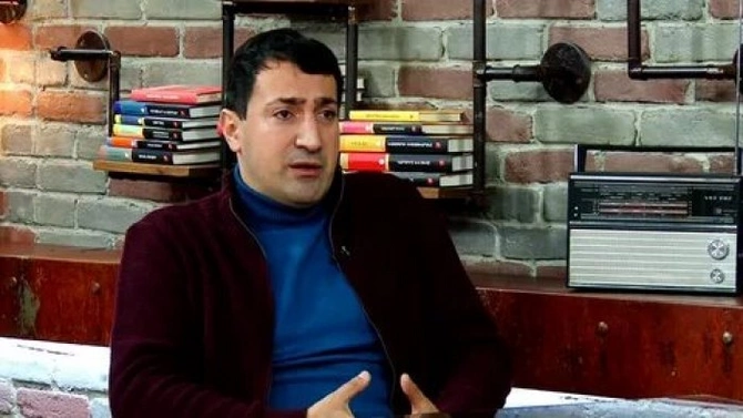 Qarabağda xidmətə görə 35 il pul alan hərbçilərin hamısı müharibə başlayanda hamıdan tez qaçdılar — Bağdasaryan Qarabağda xidmətə görə 35 il pul alan hərbçilərin hamısı müharibə başlayanda hamıdan tez qaçdılar — Bağdasaryan