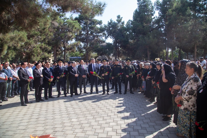 Salyanda 27 Sentyabr – Anım Günü münasibətiləşəhidlərin xatirəsi anıldı - FOTOLAR
