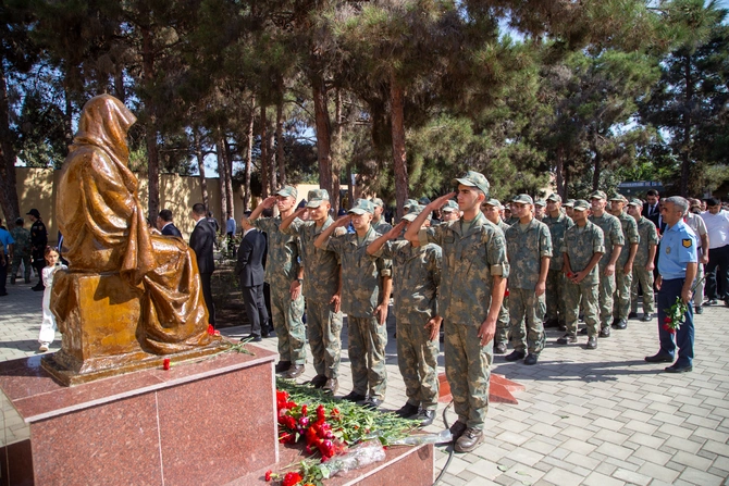 Salyanda 27 Sentyabr – Anım Günü münasibətiləşəhidlərin xatirəsi anıldı - FOTOLAR