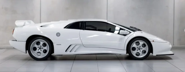 Bruney kral ailəsinə məxsus unikal Lamborghini hərraca çıxarılır - FOTOLAR