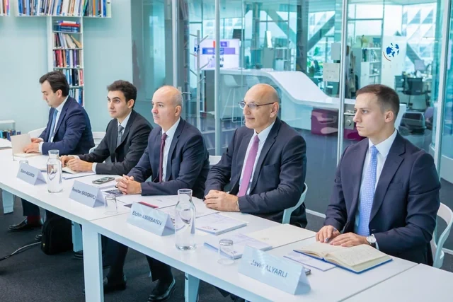 Elçin Əmirbəyov: Sülh sazişiylə Ermənistan Konstitusiyası arasında mövcud uyğunsuzluğun aradan qaldırılması prosesin təminatı üçün qaçılmazdır