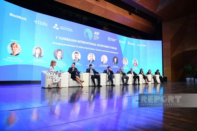 AIIF 2026-da Azərbaycanda yeni investisiya istiqamətləri ilə bağlı sessiya baş tutub - FOTOLAR AIIF 2026-da Azərbaycanda yeni investisiya istiqamətləri ilə bağlı sessiya baş tutub - FOTOLAR