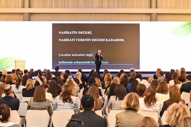 Bakıda professor Ziya Səlcuqun təhsil işçiləri üçün ustad dərsi keçirilib — FOTOLAR
