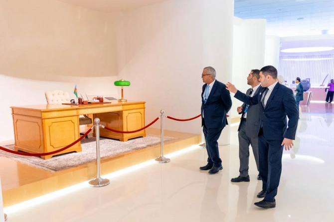 AQEM Media Forumunun iştirakçıları Heydər Əliyev Mərkəzi ilə tanış olublar - FOTOLAR