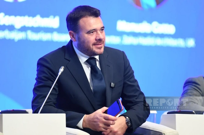 AIIF 2026-da Azərbaycanda yeni investisiya istiqamətləri ilə bağlı sessiya baş tutub - FOTOLAR AIIF 2026-da Azərbaycanda yeni investisiya istiqamətləri ilə bağlı sessiya baş tutub - FOTOLAR