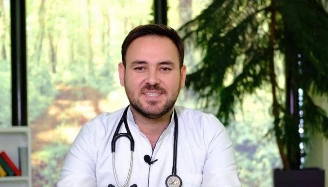 Həkimdən Bakıda satışa çıxarılan kapsullarla bağlı xəbərdarlıq Həkimdən Bakıda satışa çıxarılan kapsullarla bağlı xəbərdarlıq