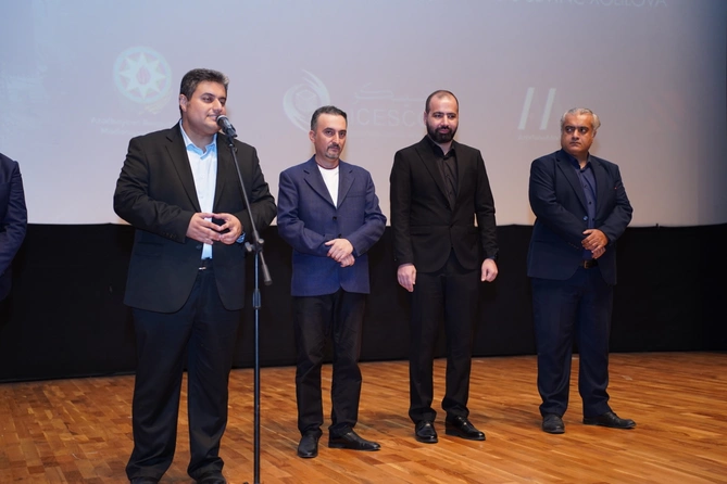 Cənnətin iqamətgahı filminin premyerası keçirilib - FOTOLAR Cənnətin iqamətgahı filminin premyerası keçirilib - FOTOLAR