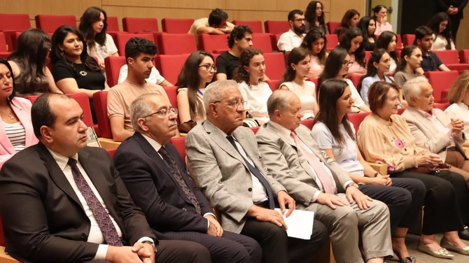 MEMİM-in Sənət inciləri layihəsi üzrə ADA Universitetində mühazirə-konsert keçirildi - FOTOLAR