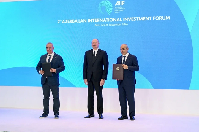 II Azərbaycan Beynəlxalq İnvestisiya Forumunda sənədlər mübadilə edilib - FOTOLAR