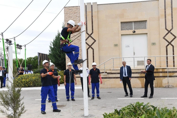 Yeni nəsil energetiklər: Şəbəkənin memarları ümumrespublika yarışının daha bir regional turu geridə qalıb - FOTOLAR Yeni nəsil energetiklər: Şəbəkənin memarları ümumrespublika yarışının daha bir regional turu geridə qalıb - FOTOLAR