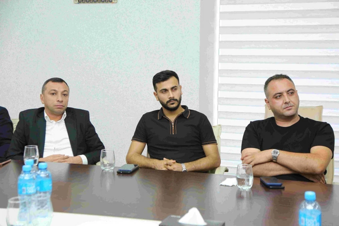 Süni intellekt dövründə media monitorinqi və analitika: Mediatrends imkanları — FOTOLAR