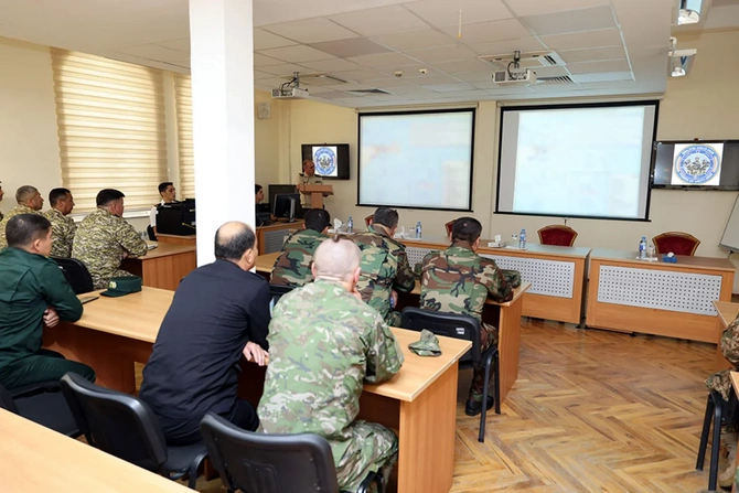 Birliyin Gücü - 2026 birgə hərbi təliminin müşahidəçiləri ilə görüş keçirilib - FOTOLAR Birliyin Gücü - 2026 birgə hərbi təliminin müşahidəçiləri ilə görüş keçirilib - FOTOLAR