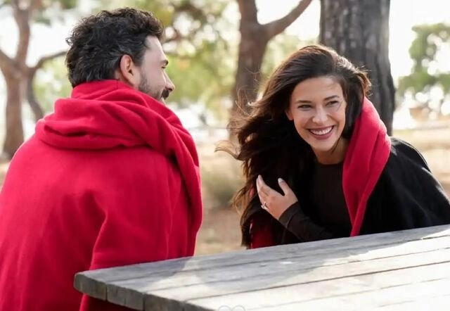 Yeraltının aktyorları sevgilidir — FOTO