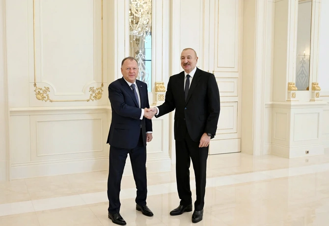 İlham Əliyev Beynəlxalq Cüdo Federasiyasının prezidentini qəbul edib - FOTOLAR İlham Əliyev Beynəlxalq Cüdo Federasiyasının prezidentini qəbul edib - FOTOLAR