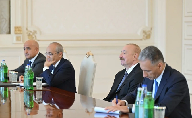 İlham Əliyev Çin və İtaliya şirkətlərinin rəhbər şəxslərini qəbul edib - FOTOLAR