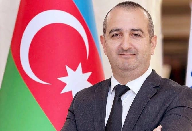Kredit kartlarının sayı niyə azalır?