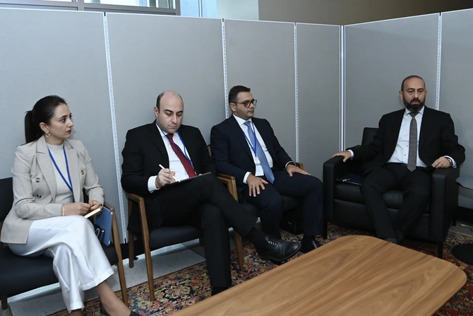 Azərbaycan və Ermənistan diplomatları Nyu-Yorkda yenidən görüşdülər - FOTOLAR