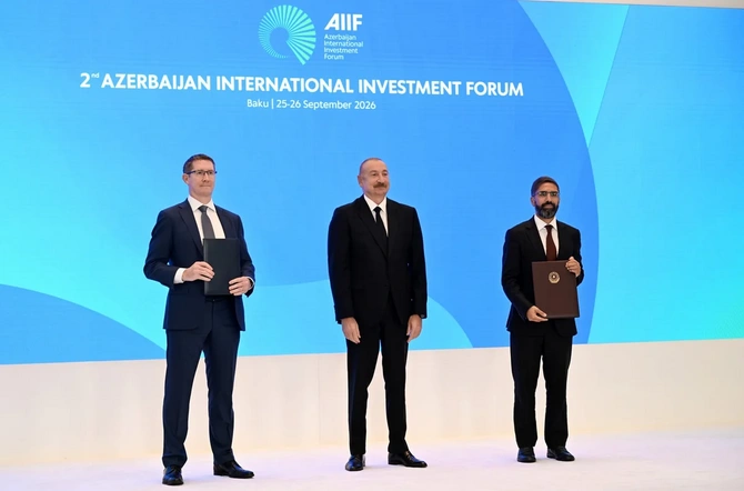 II Azərbaycan Beynəlxalq İnvestisiya Forumunda sənədlər mübadilə edilib - FOTOLAR