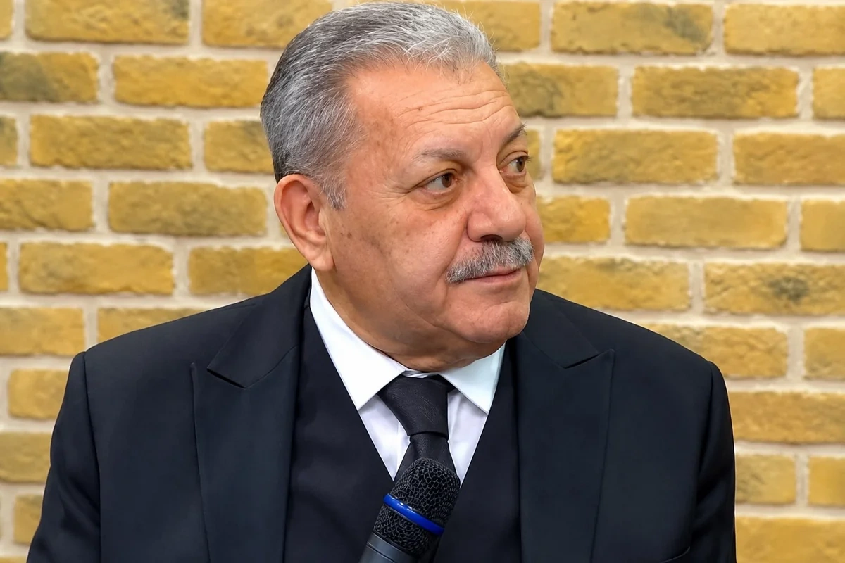 Xalq artistinin vəziyyəti ağırdır
