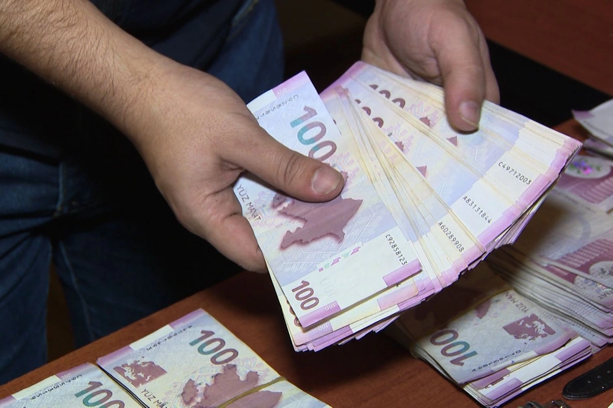 Manat sabitdir, bəs qiymətlər niyə artır? – Deputat açıqladı