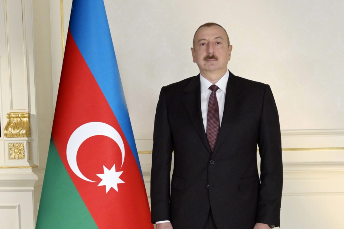 Prezident Laosla siyasi əlaqələrdən danışdı