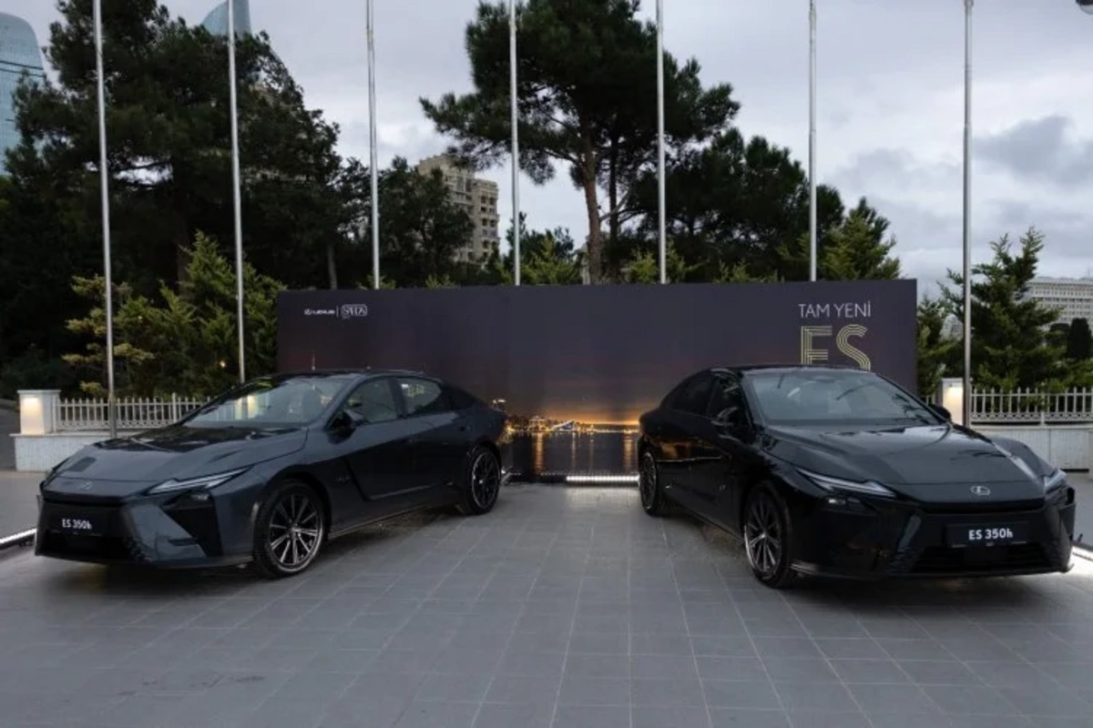 Yeni Lexus ES Bakıda təqdim olundu