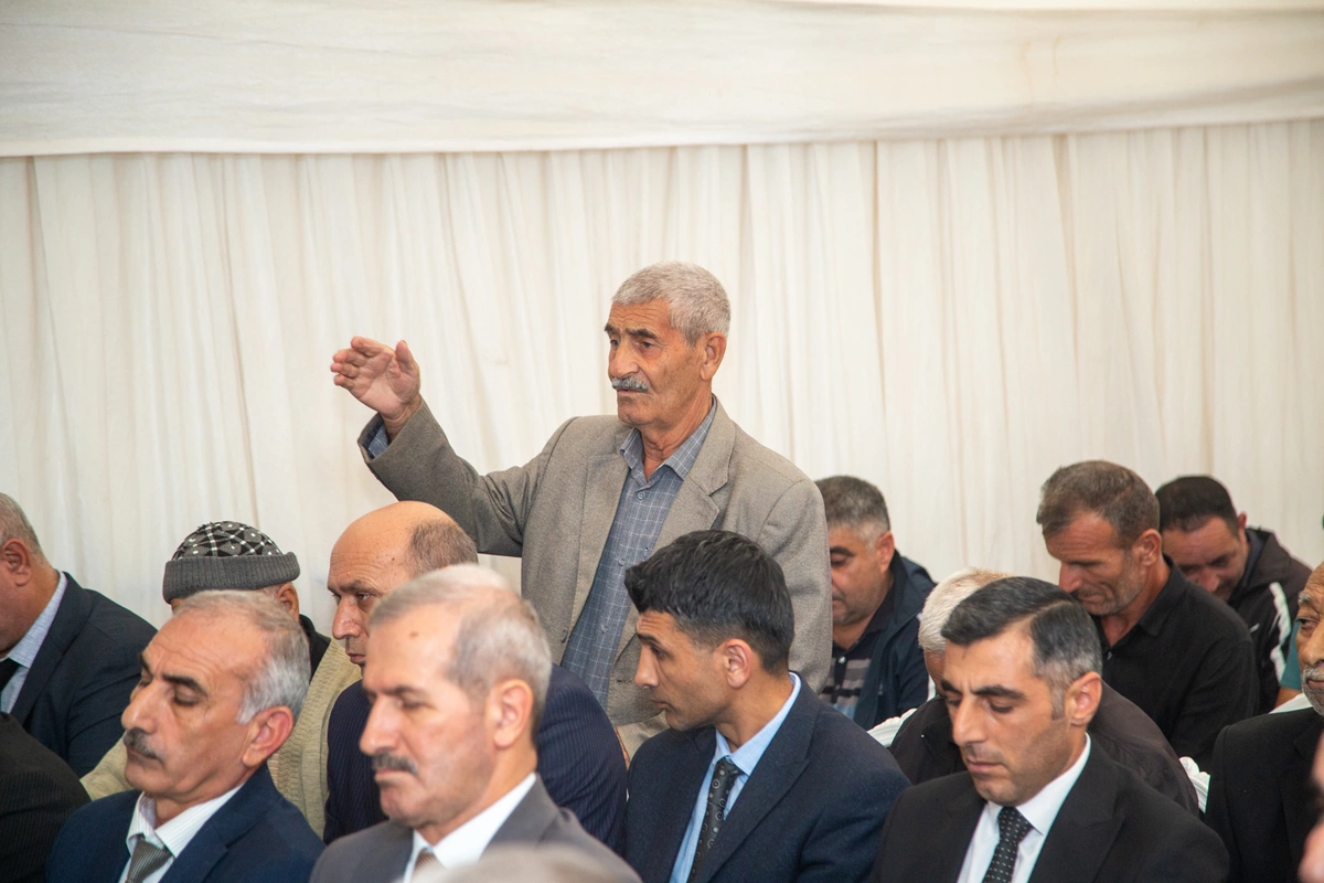 Salyanın Xurşud kəndində sakinlərlə görüş keçirildi — FOTOLAR