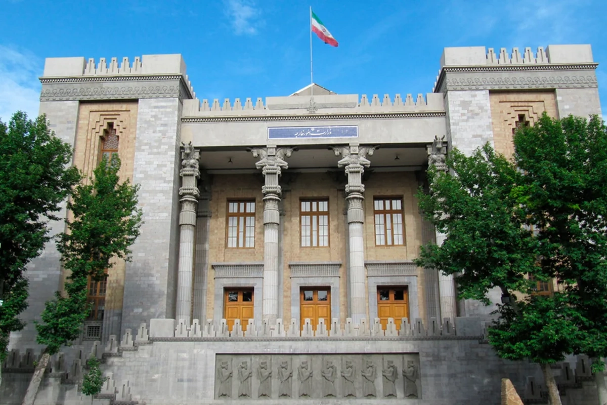 Böyük Britaniyanın səfiri İran XİN-ə çağırılıb