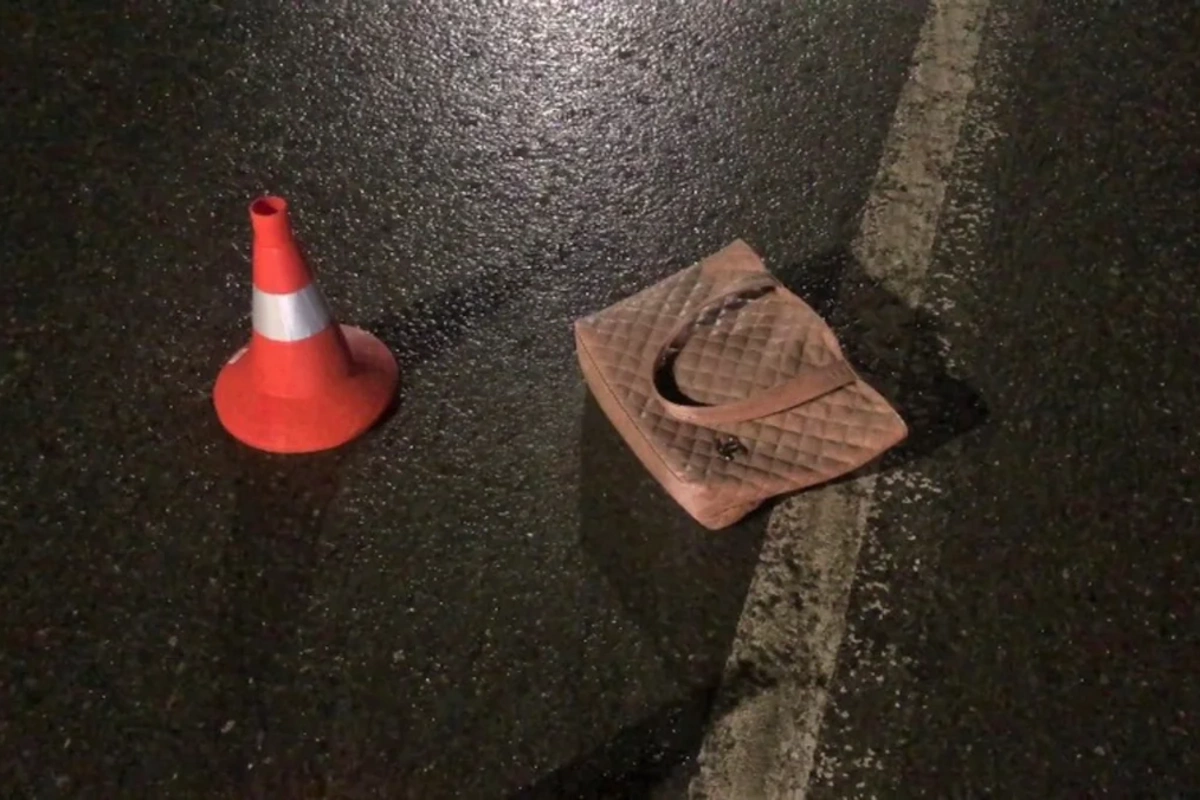 Sabirabadda avtomobil qadını vuraraq öldürüb