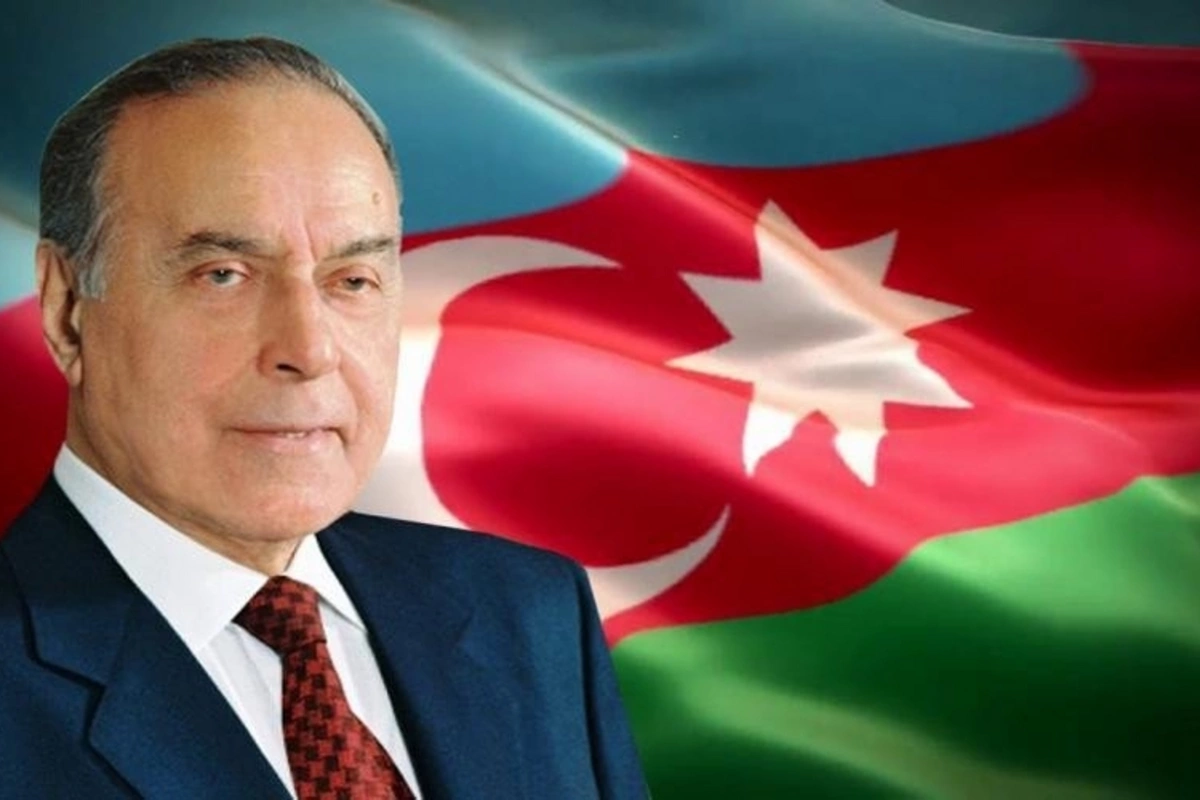 Qüdrətli Azərbaycan dövlətinin təməlinin qoyulduğu gün