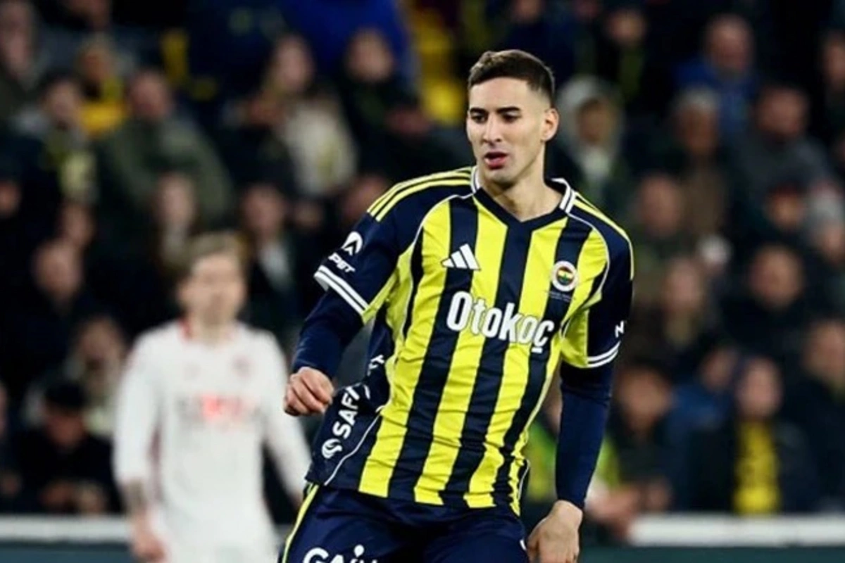 Fənərbağça milli futbolçu ilə bağlı qərar verdi