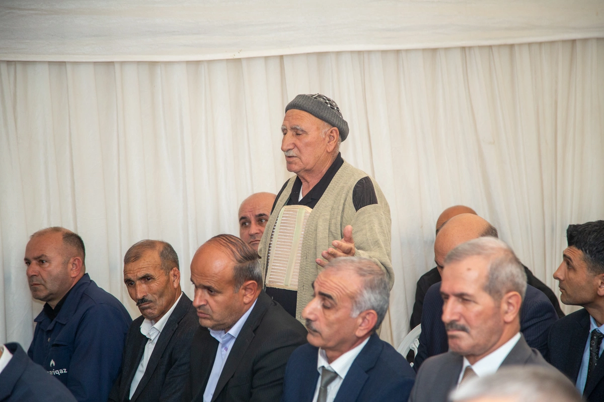 Salyanın Xurşud kəndində sakinlərlə görüş keçirildi — FOTOLAR