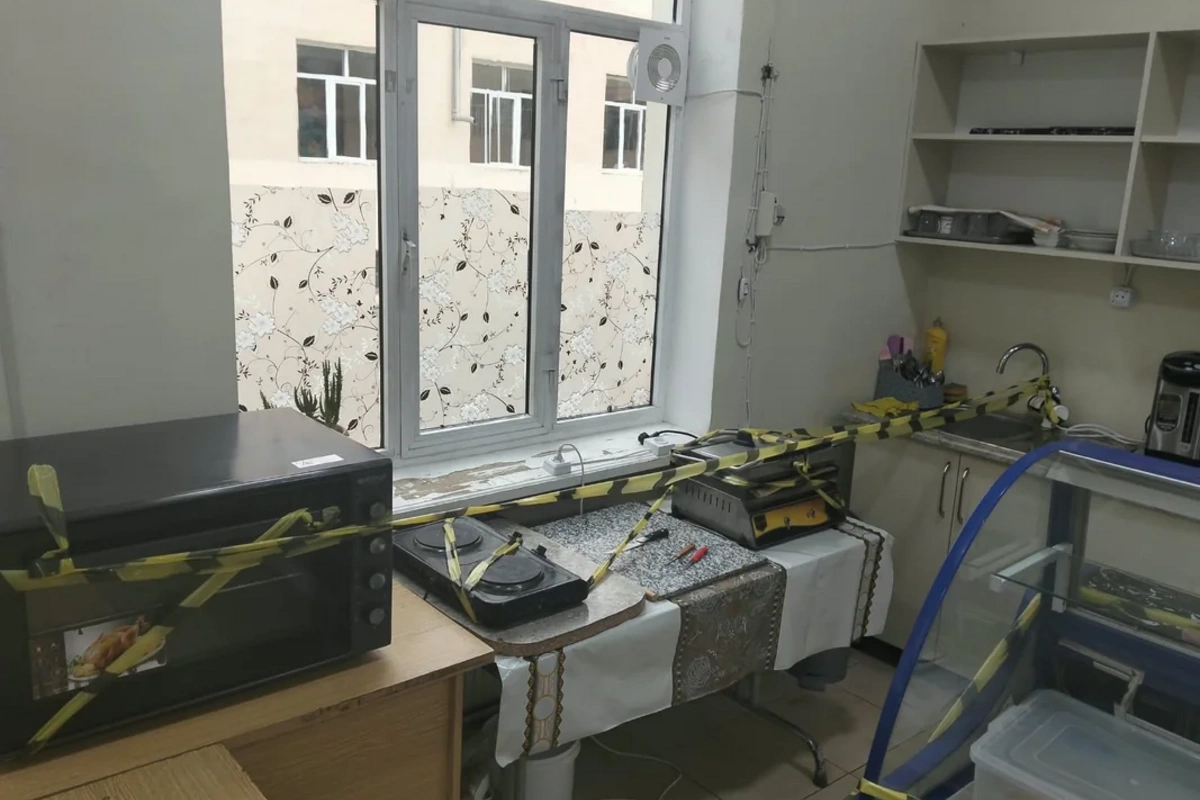 Gəncədə şagirdlərin zəhərləndiyi məktəbdə yoxlama: Bufet bağlandı - FOTOLAR